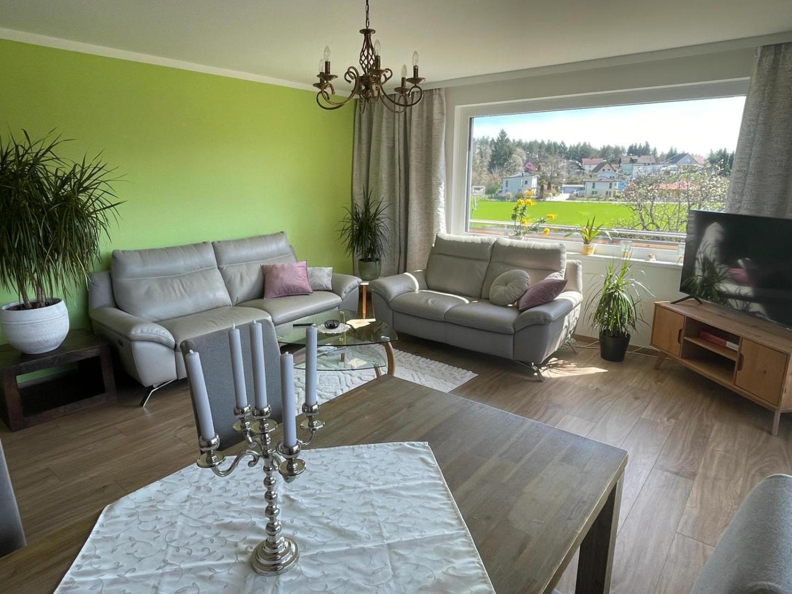 Haus Bergblick Appartement Villach Buitenkant foto