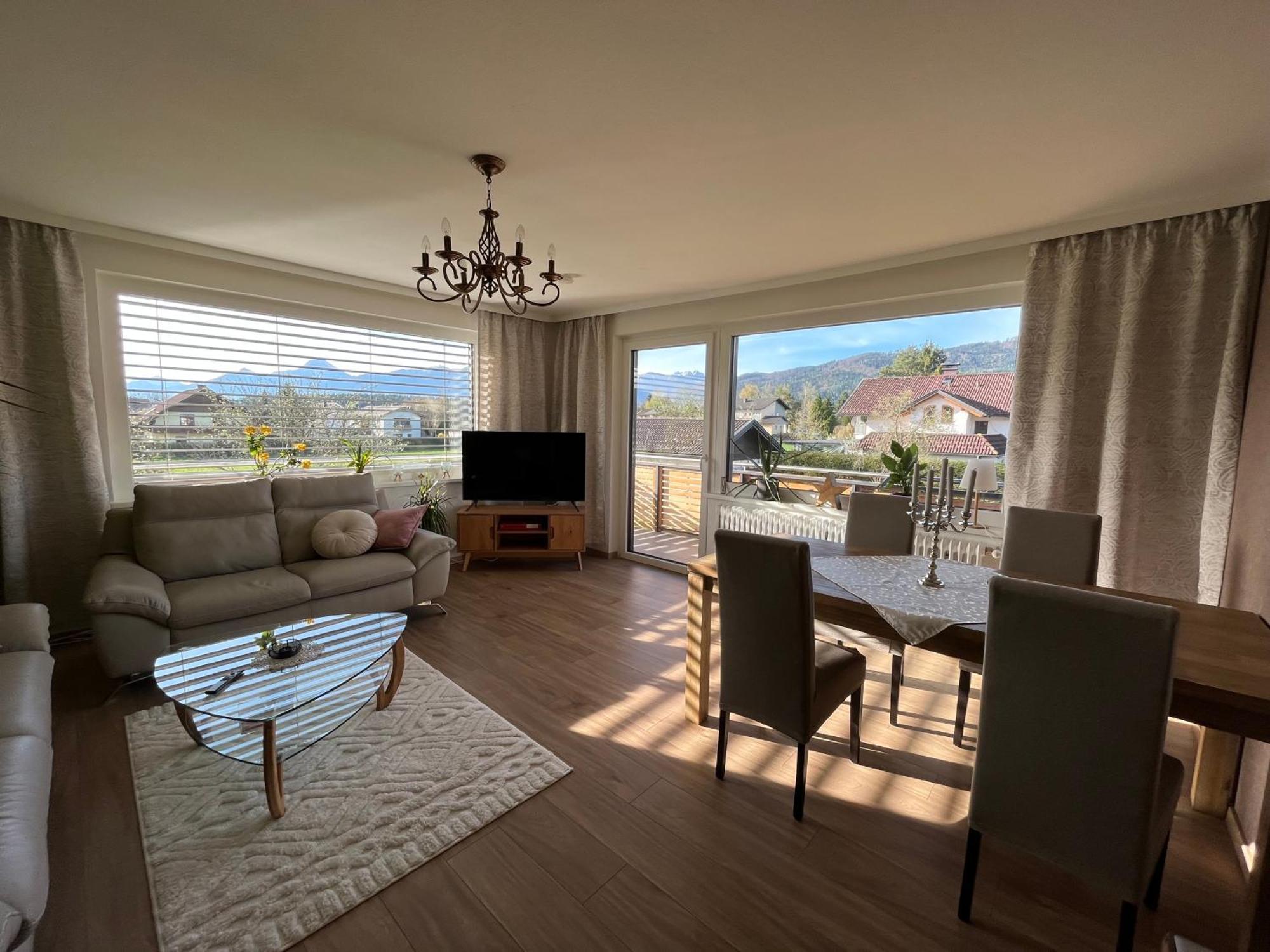 Haus Bergblick Appartement Villach Buitenkant foto
